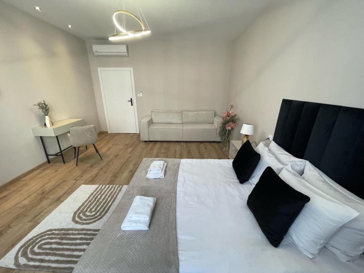 3bedrooms By Leo Old Town